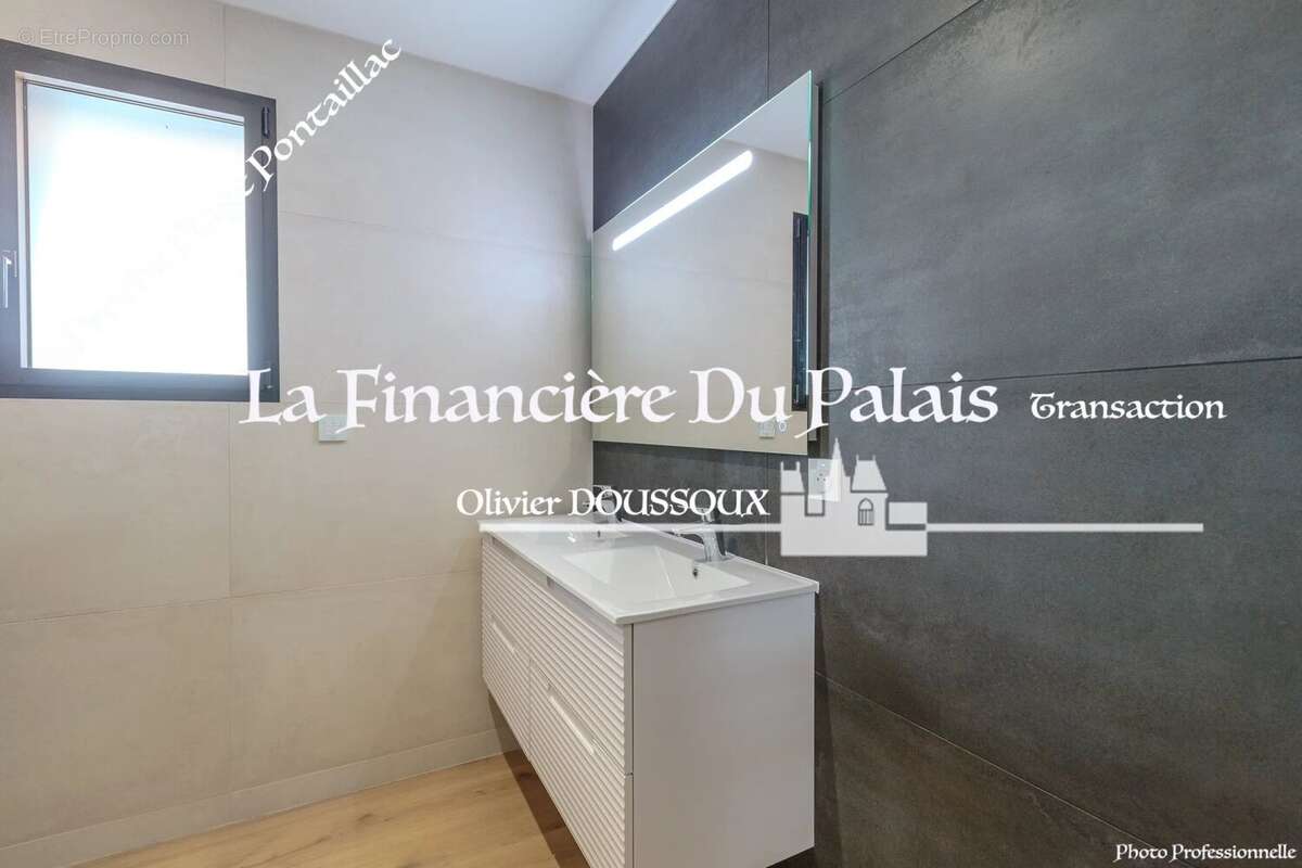 Maison à VAUX-SUR-MER