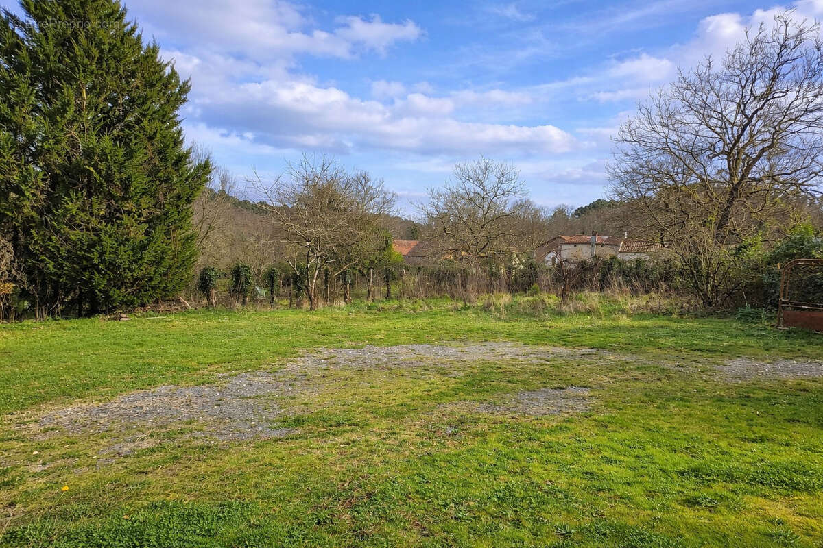 Maison à VILLAMBLARD