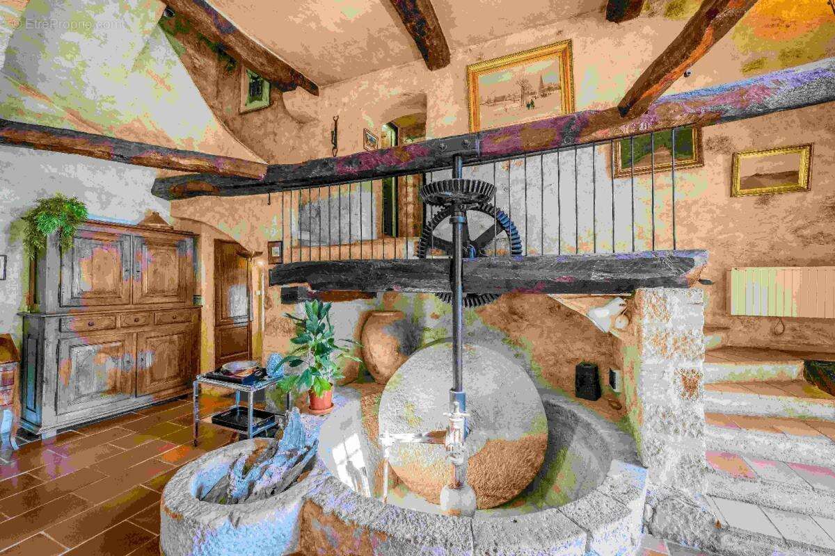 Maison à CARROS
