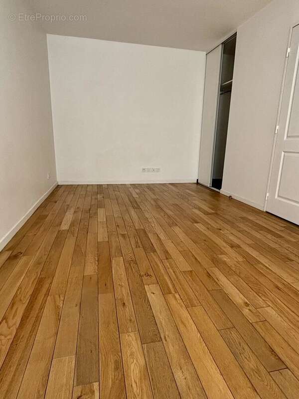 Appartement à MAISONS-LAFFITTE