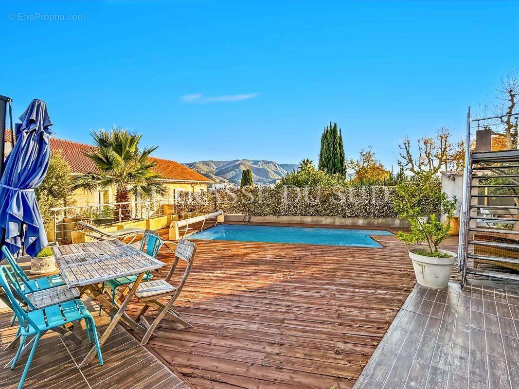 Maison à MARSEILLE-11E