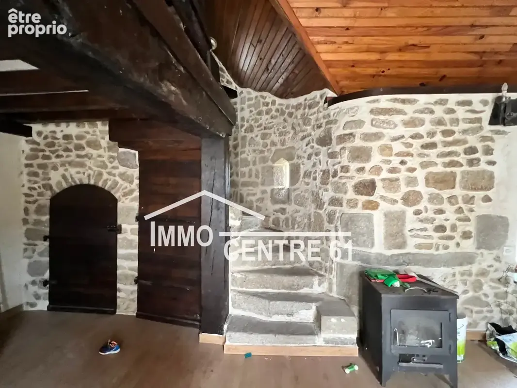 Maison d'habitation avec maison à rénover et dépendances - photo 15