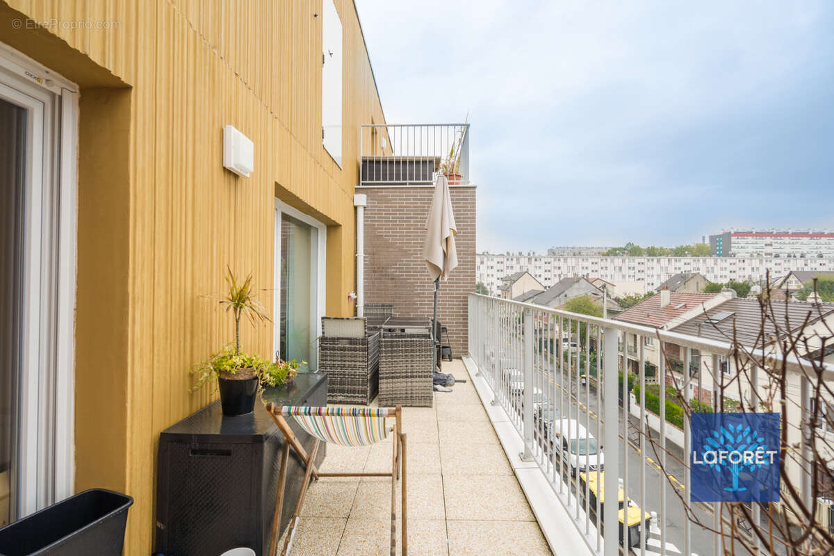 Appartement à LIVRY-GARGAN