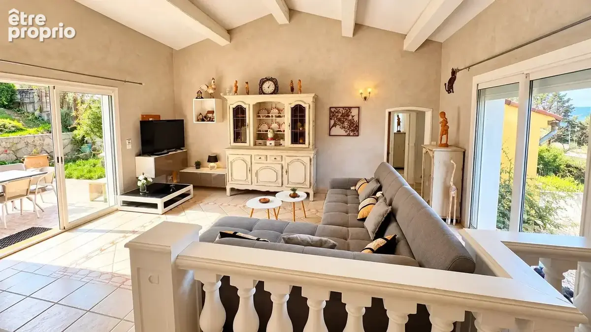 Appartement 6 pièces 160 m² à vendre à Le Rouret (06650) - photo 5