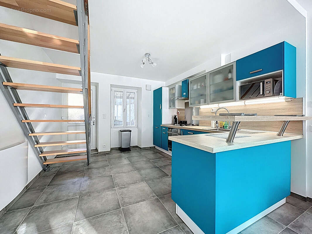 Maison à CERNAY-LA-VILLE