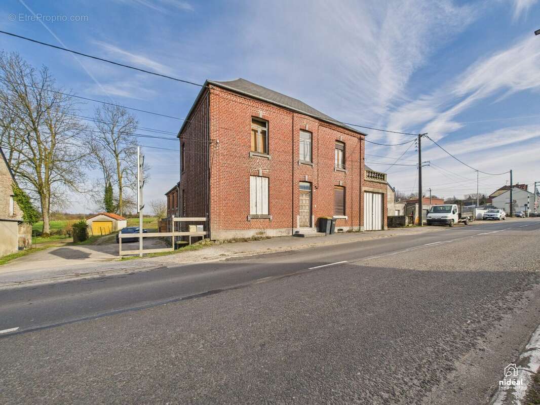 Appartement à FEIGNIES