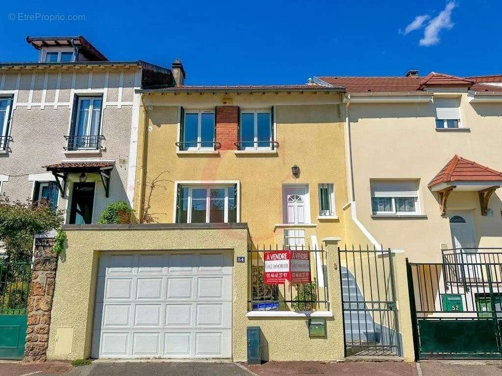 Maison à BOURG-LA-REINE