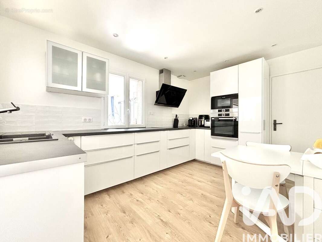 Photo 6 - Maison à GRETZ-ARMAINVILLIERS