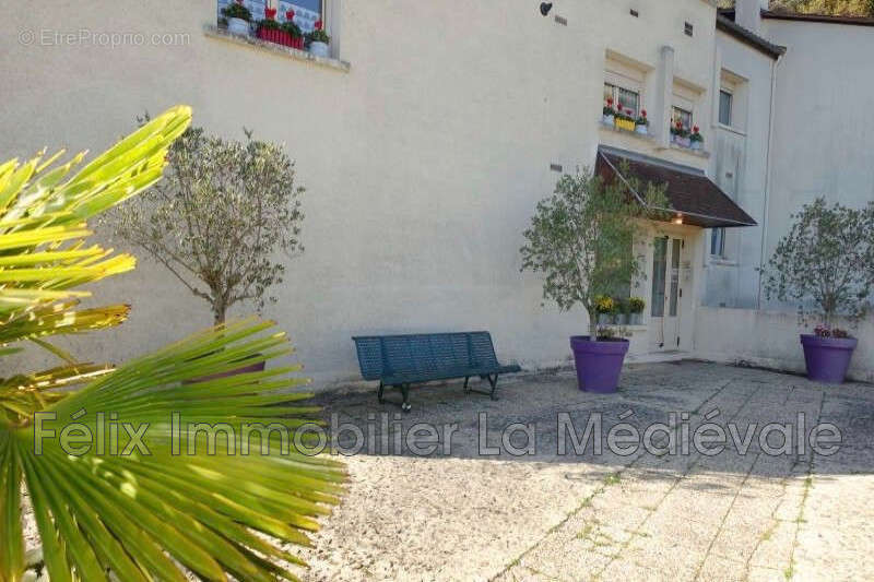 Appartement à SARLAT-LA-CANEDA