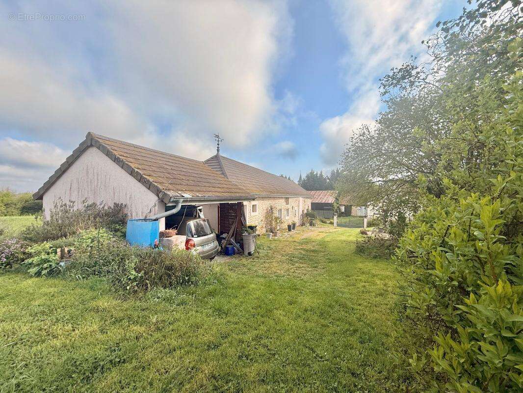 Maison à FLAGEY-LES-AUXONNE