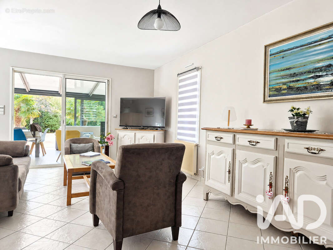 Maison 157 m² à Saint-Andre-Des-Eaux  - photo 2