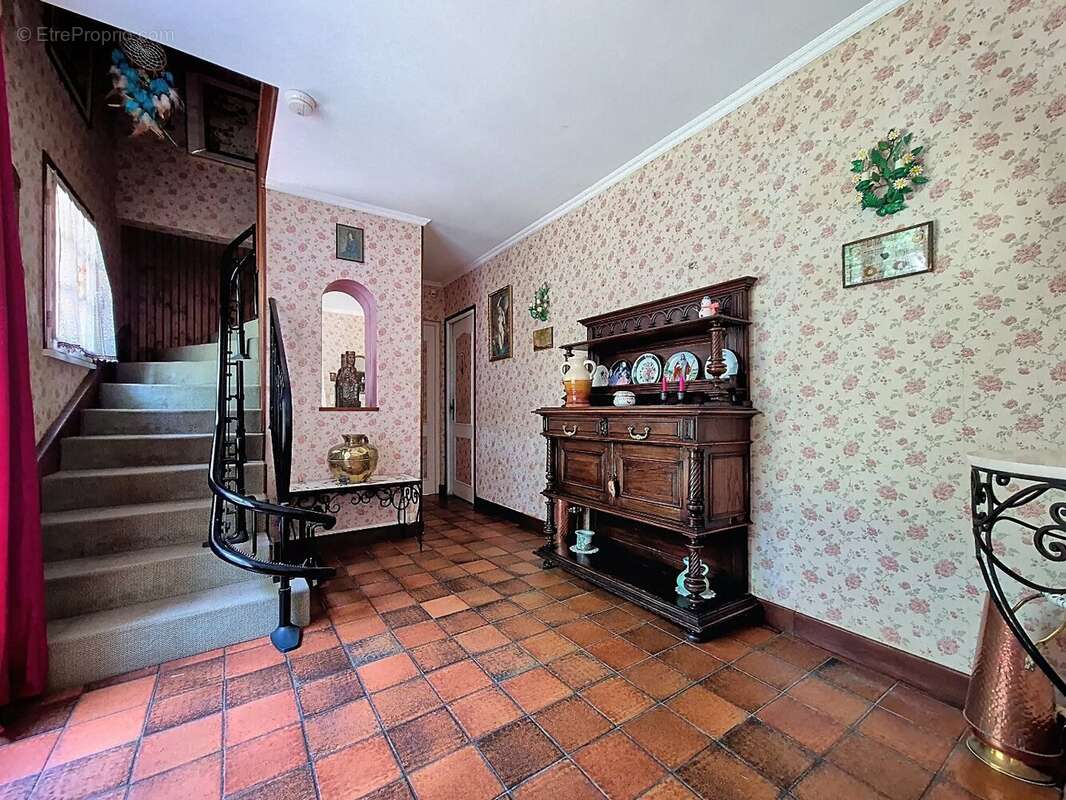 Maison à VARENNES-CHANGY