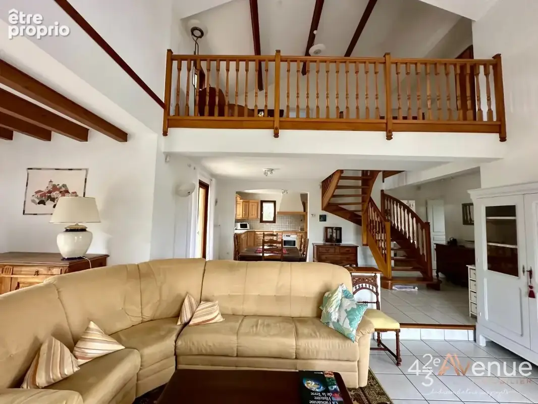 Maison 6 pièces 143 m² à vendre à Beauzac (43590) - photo 5