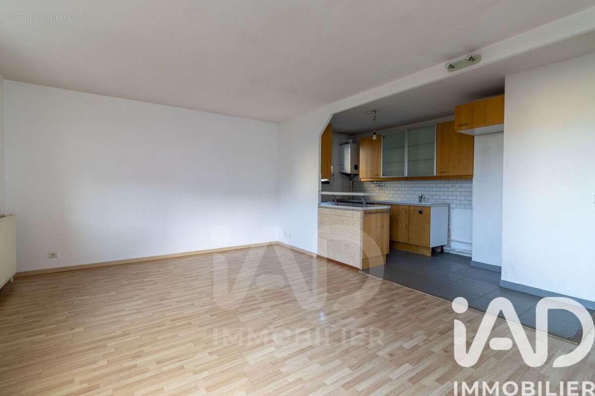 Photo 4 - Appartement à JOUY-LE-MOUTIER