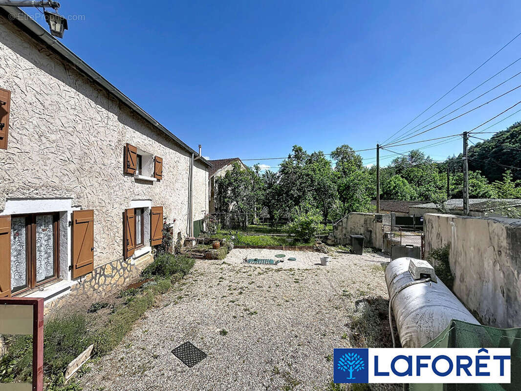 Maison à LERY