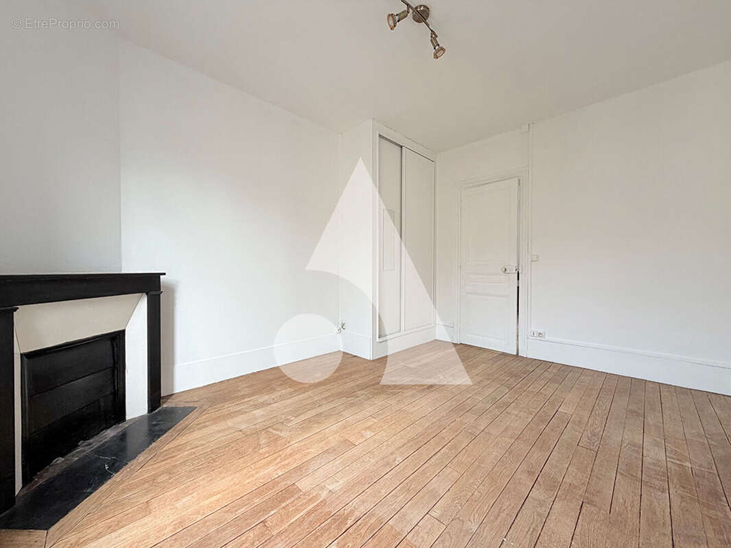 Appartement à MONTROUGE