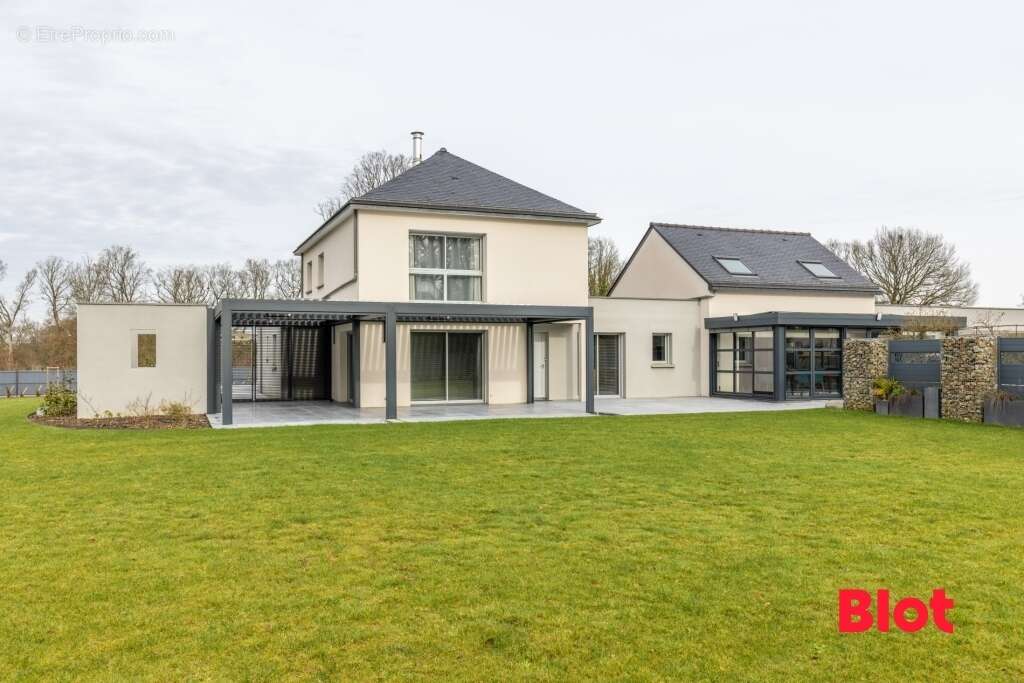 Maison à LA GUERCHE-DE-BRETAGNE