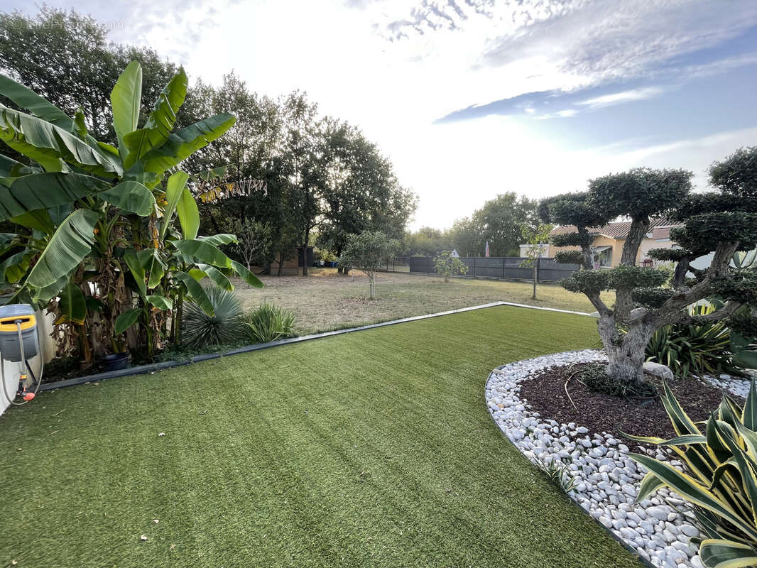 Maison à DIEUPENTALE