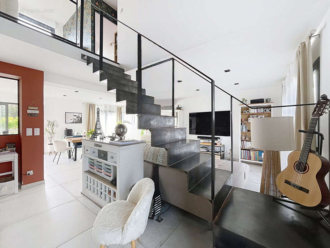 Maison à SAINT-MELOIR-DES-ONDES