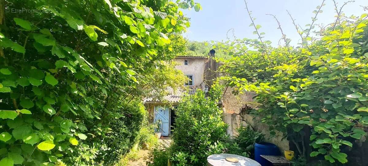Maison 4 pièces de 100m² avec Jardin - photo 4