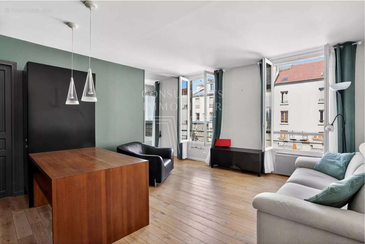 Appartement à PARIS-15E