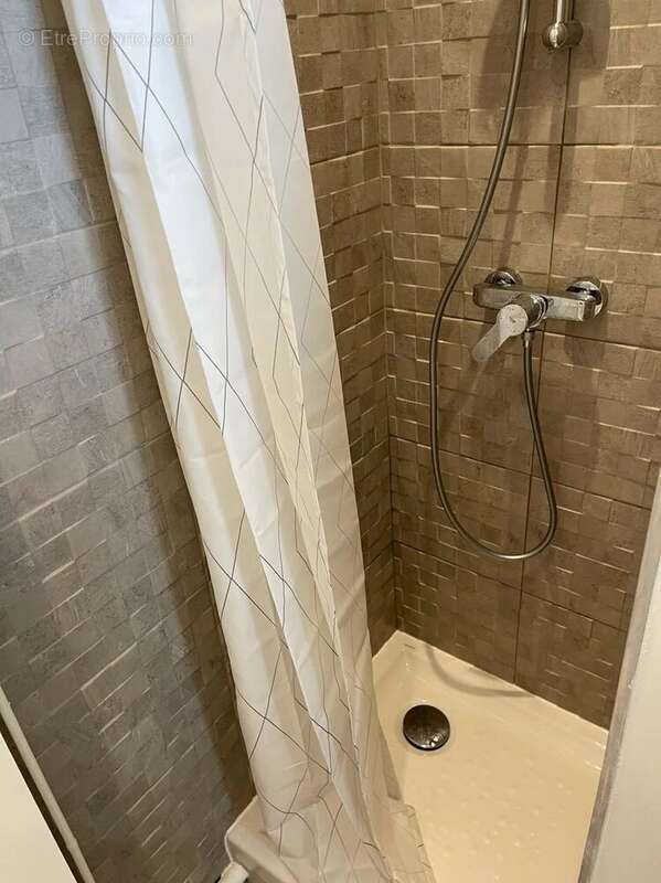 Appartement à COLOMBES