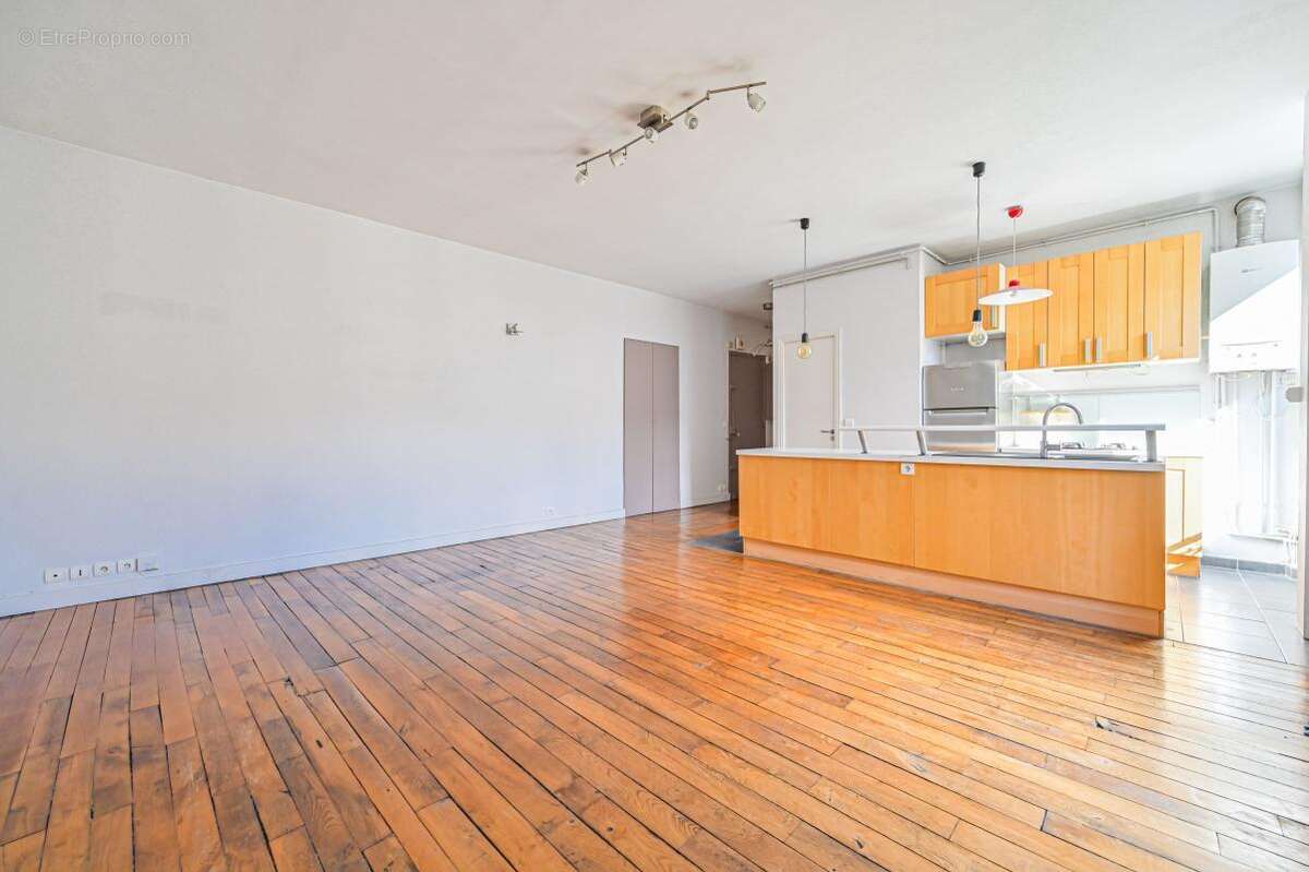 Appartement à PARIS-11E