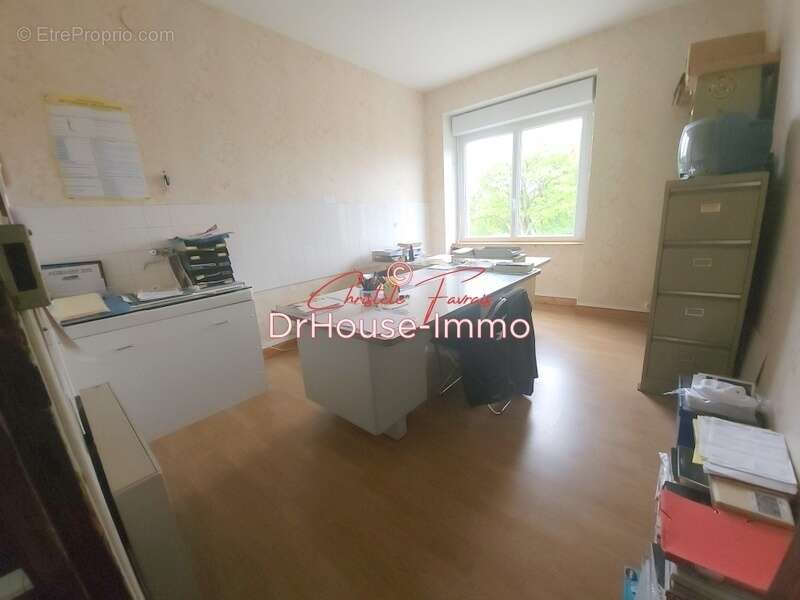 Appartement à LOUVIGNE-DU-DESERT