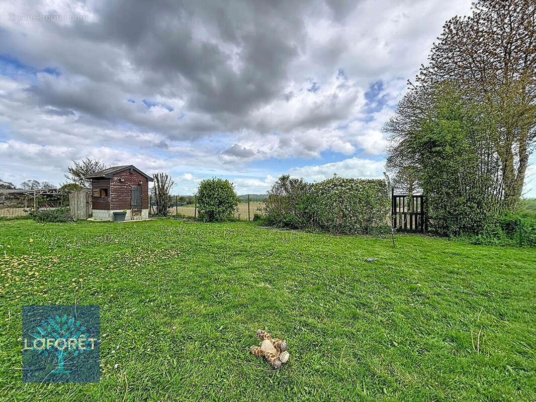 Maison à LA SELLE-EN-LUITRE