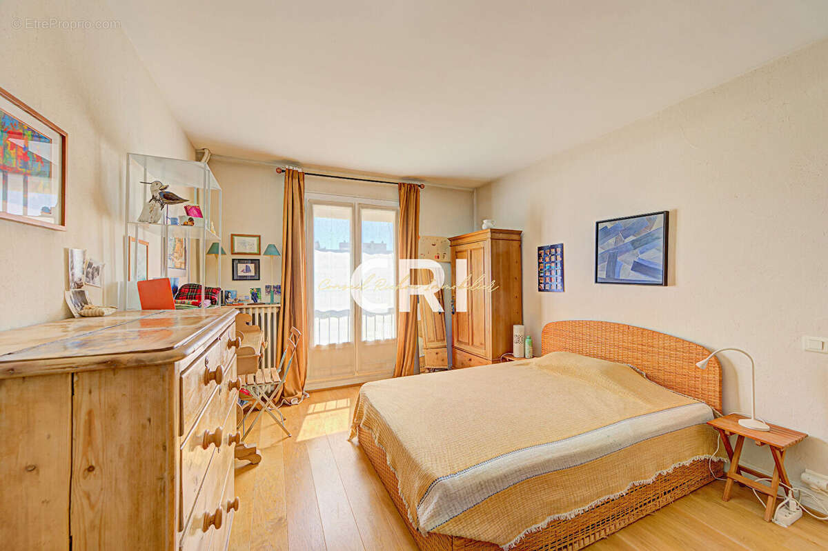 Exclusivite - félix faure bel appartement 3 pieces - veranda terrasse - balcon sans vis-à -vis - photo 7