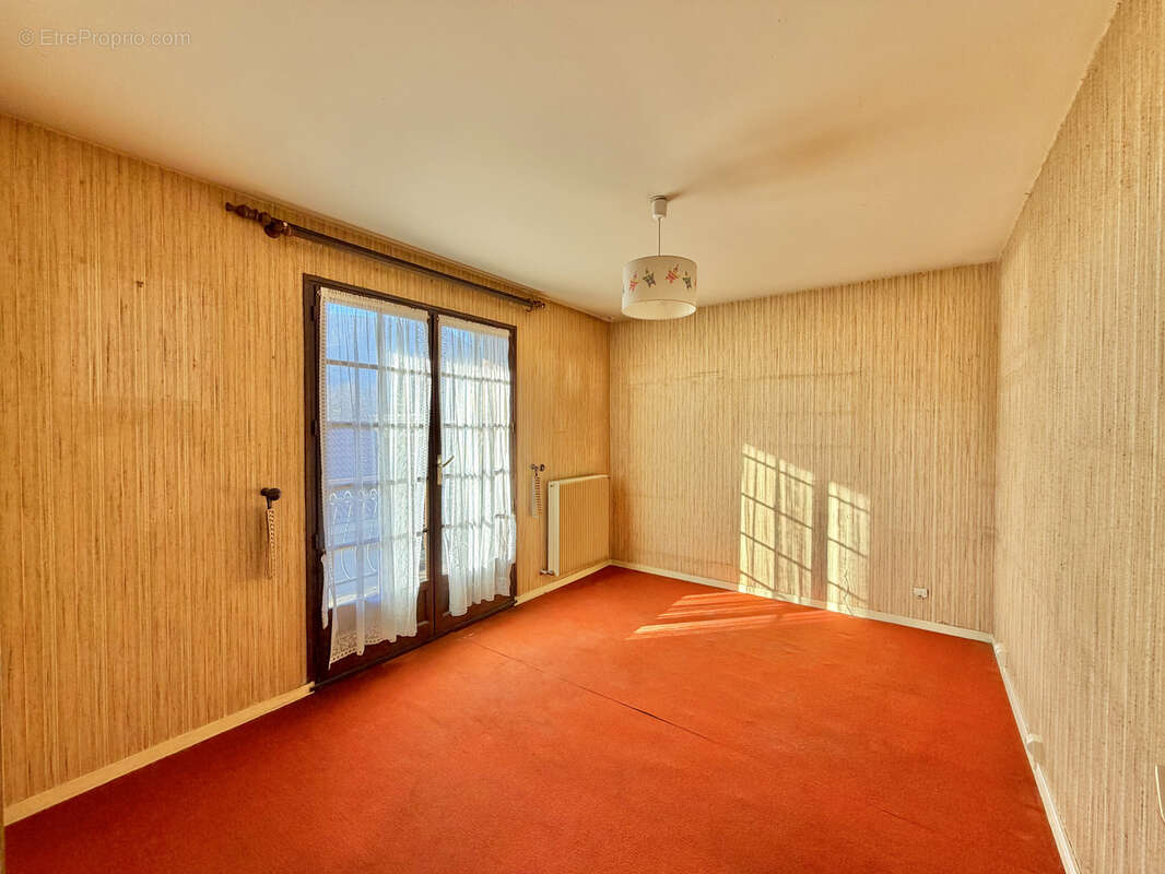 Appartement à FONTAINE