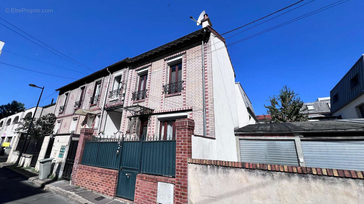 Appartement à BOIS-COLOMBES