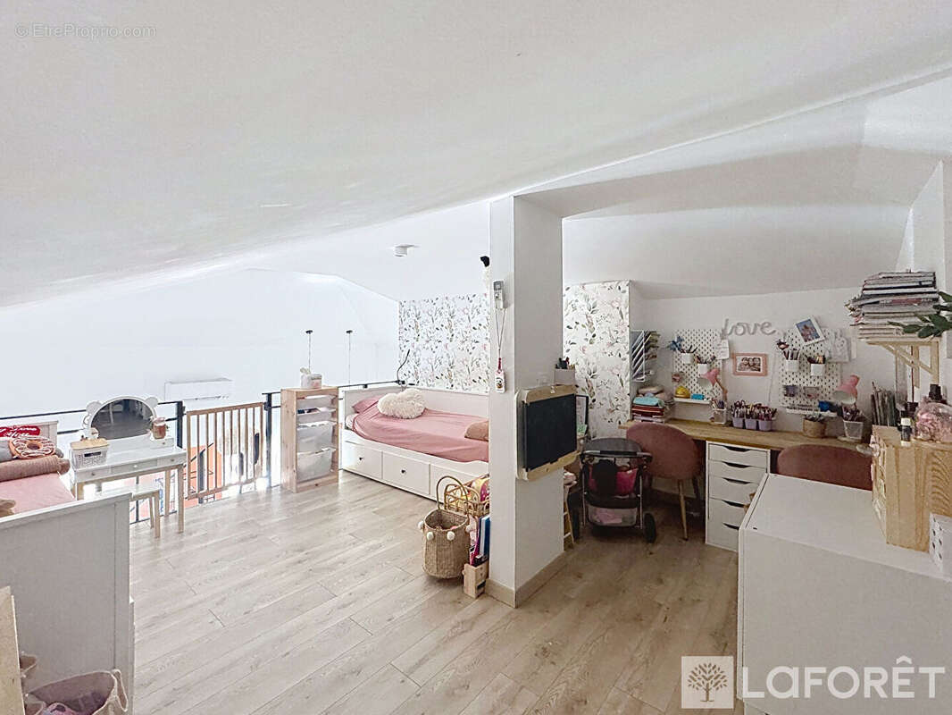 ROQUEBRUNE - CARNOLES Appartement  3P à deux pas de la mer - photo 16