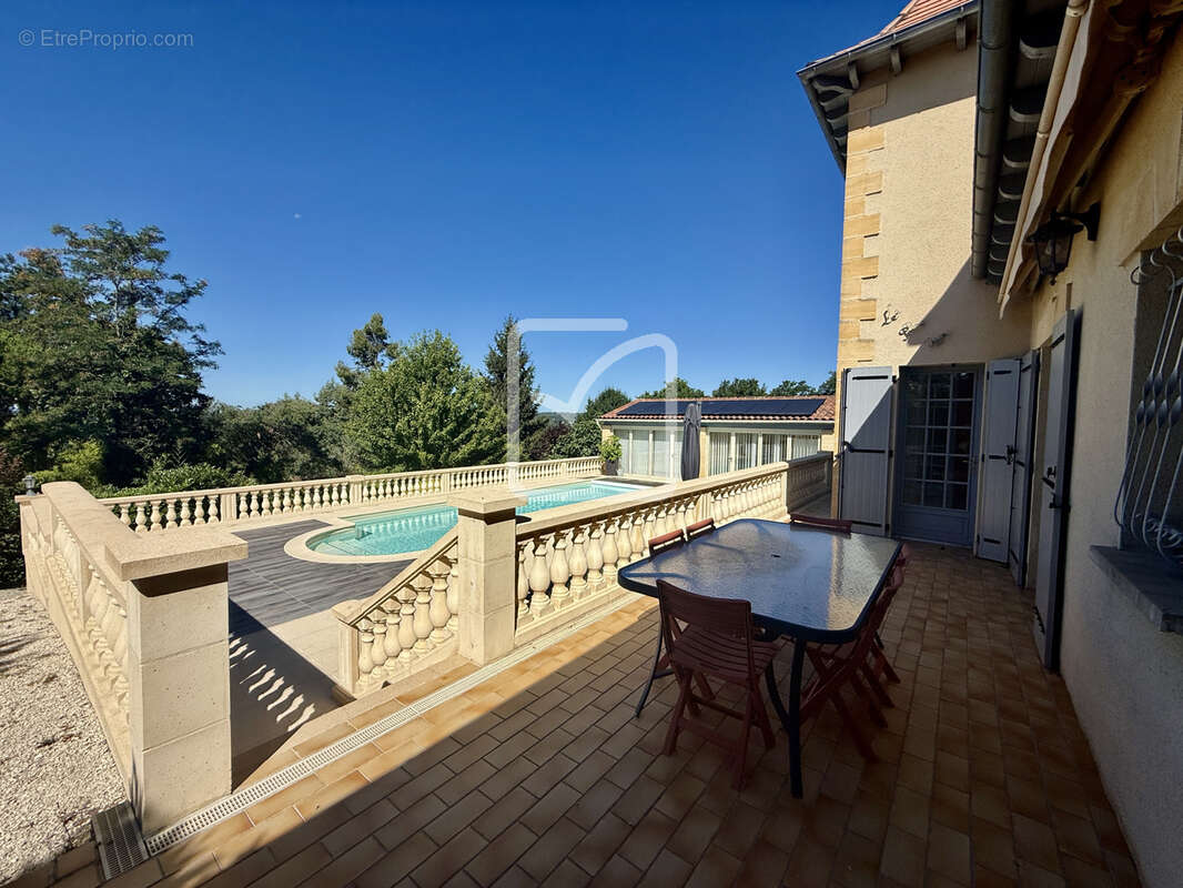 Maison à SARLAT-LA-CANEDA