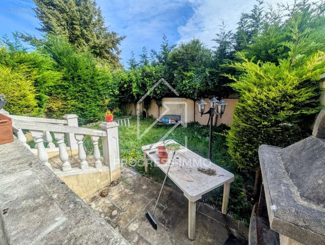 Maison à ORMESSON-SUR-MARNE