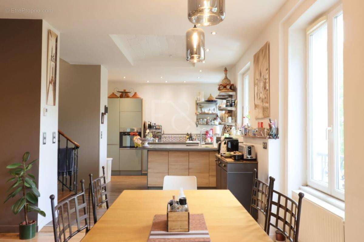 Appartement à CALUIRE-ET-CUIRE