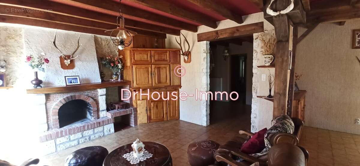 Maison 174 m² à Fonroque  - photo 53