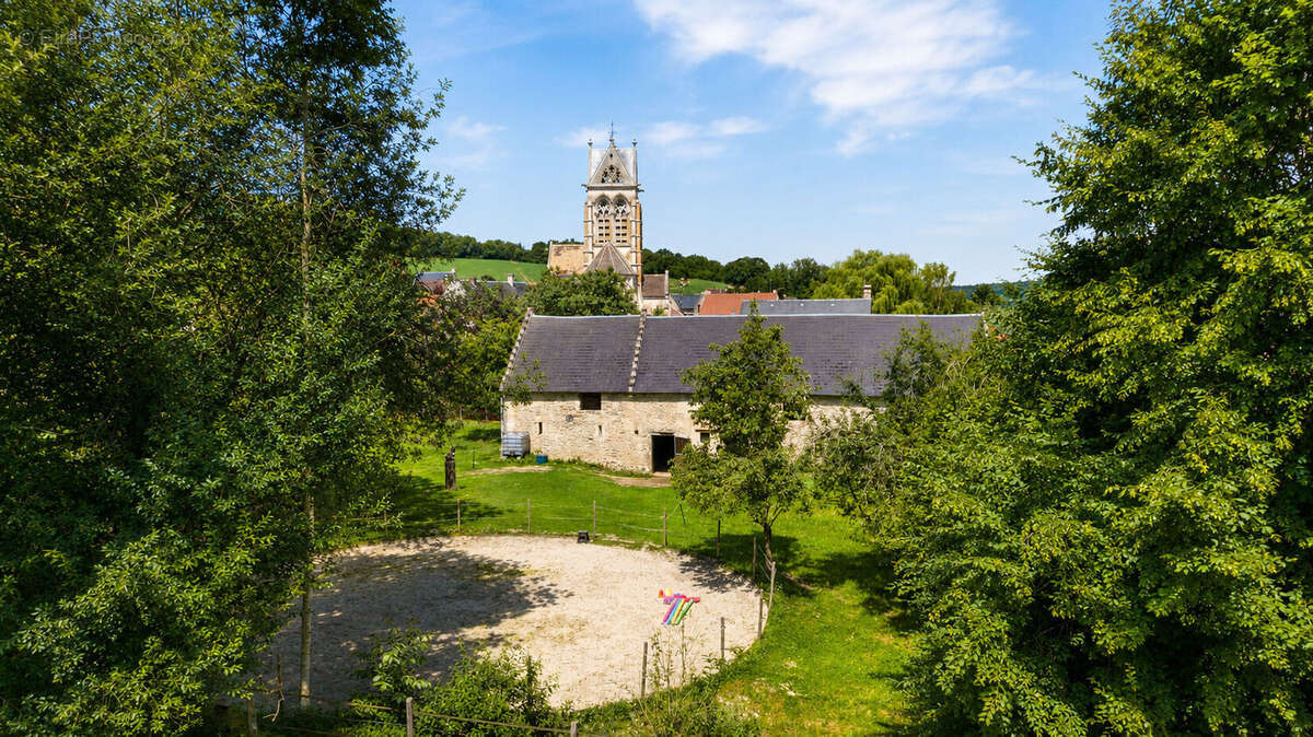 Magnifique propriété en pierres avec gîte, dépendances et potentiel équestre - photo 17