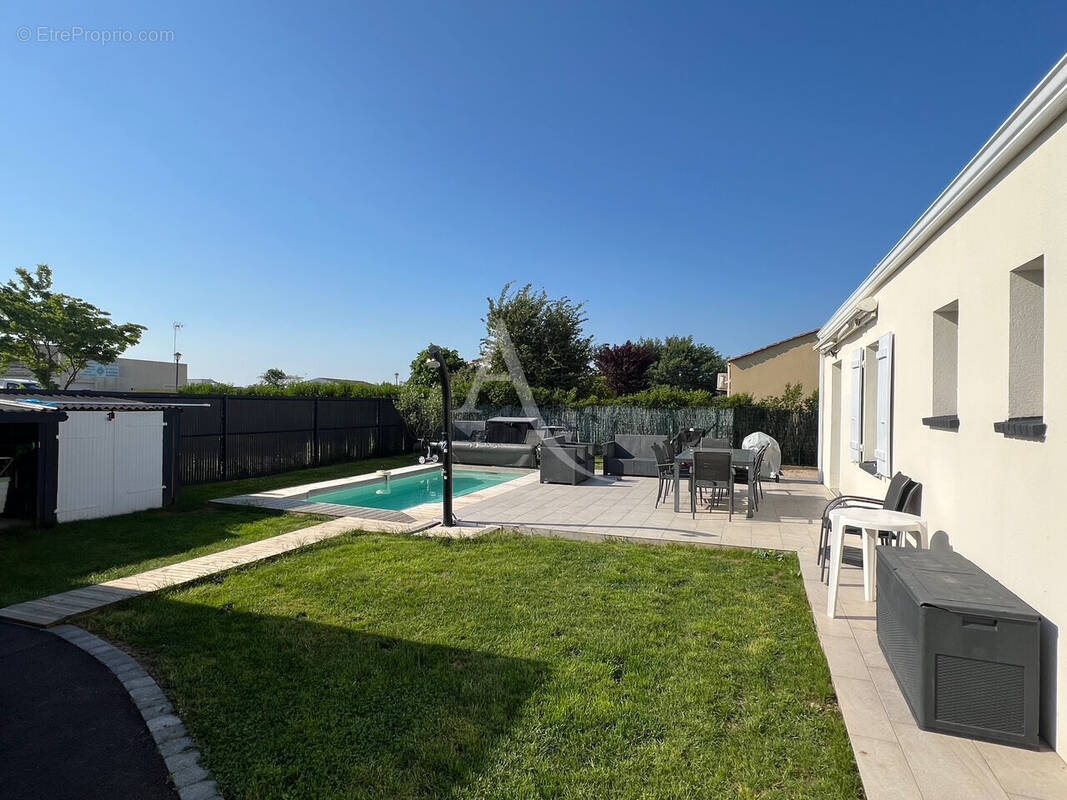 Maison à LONGEVILLE-SUR-MER