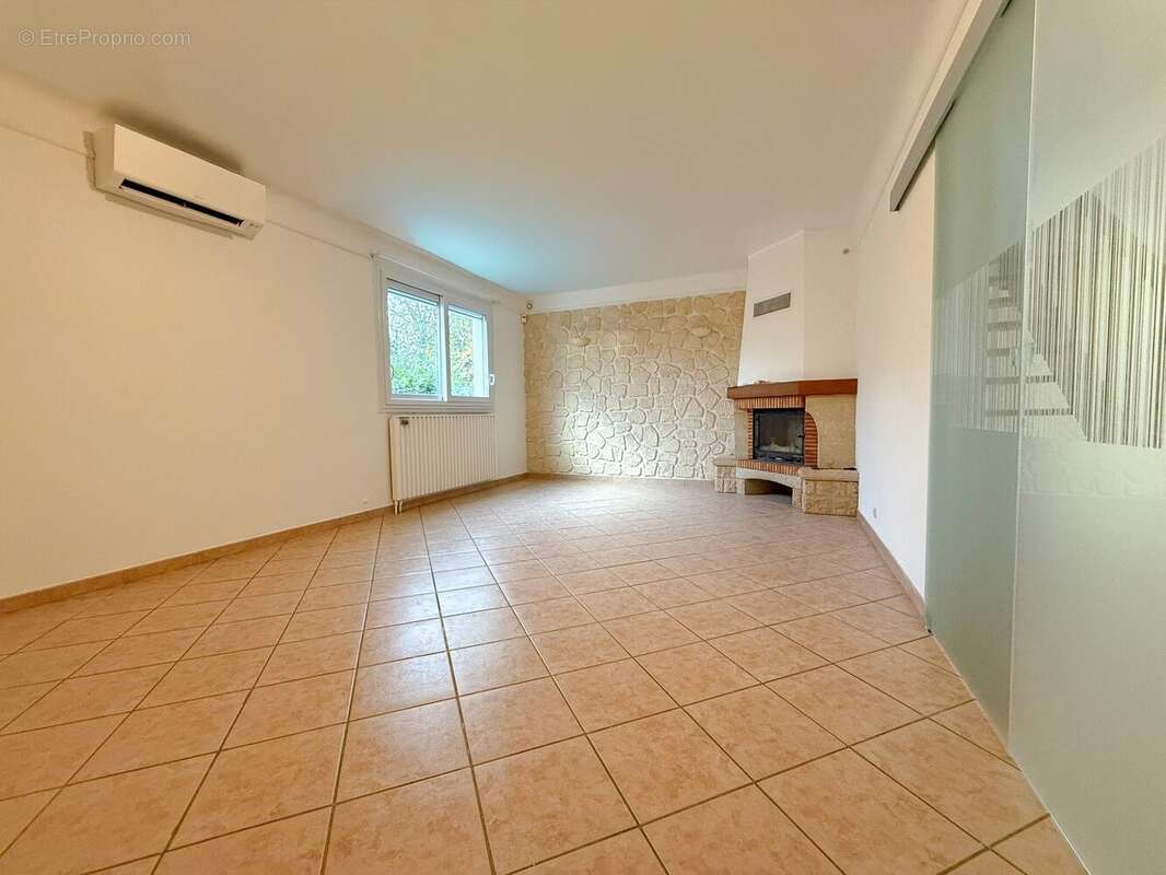 Maison à LONGPONT-SUR-ORGE