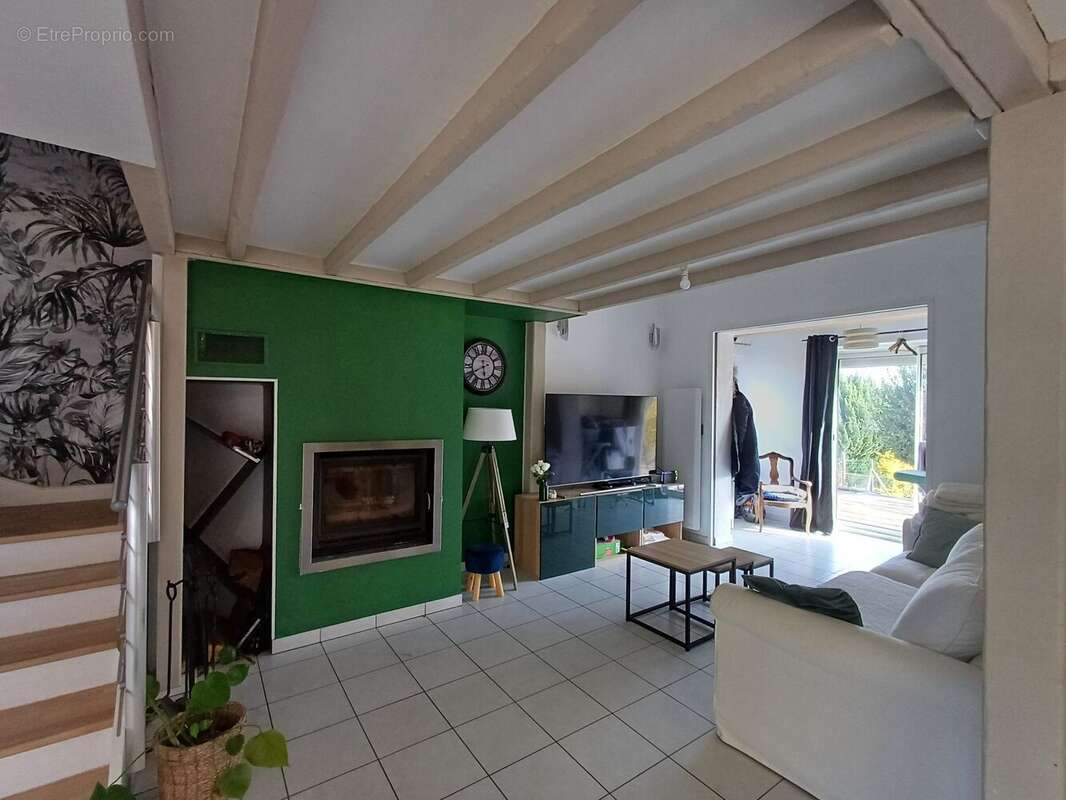 Maison à SAINT-JULIEN-DE-COPPEL
