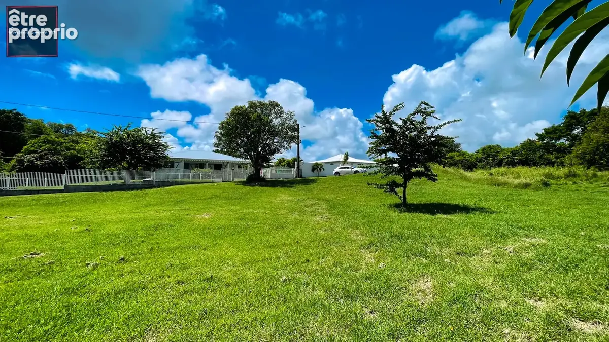 Terrain de 1 090 m2 à vendre - Sainte-Anne - photo 3