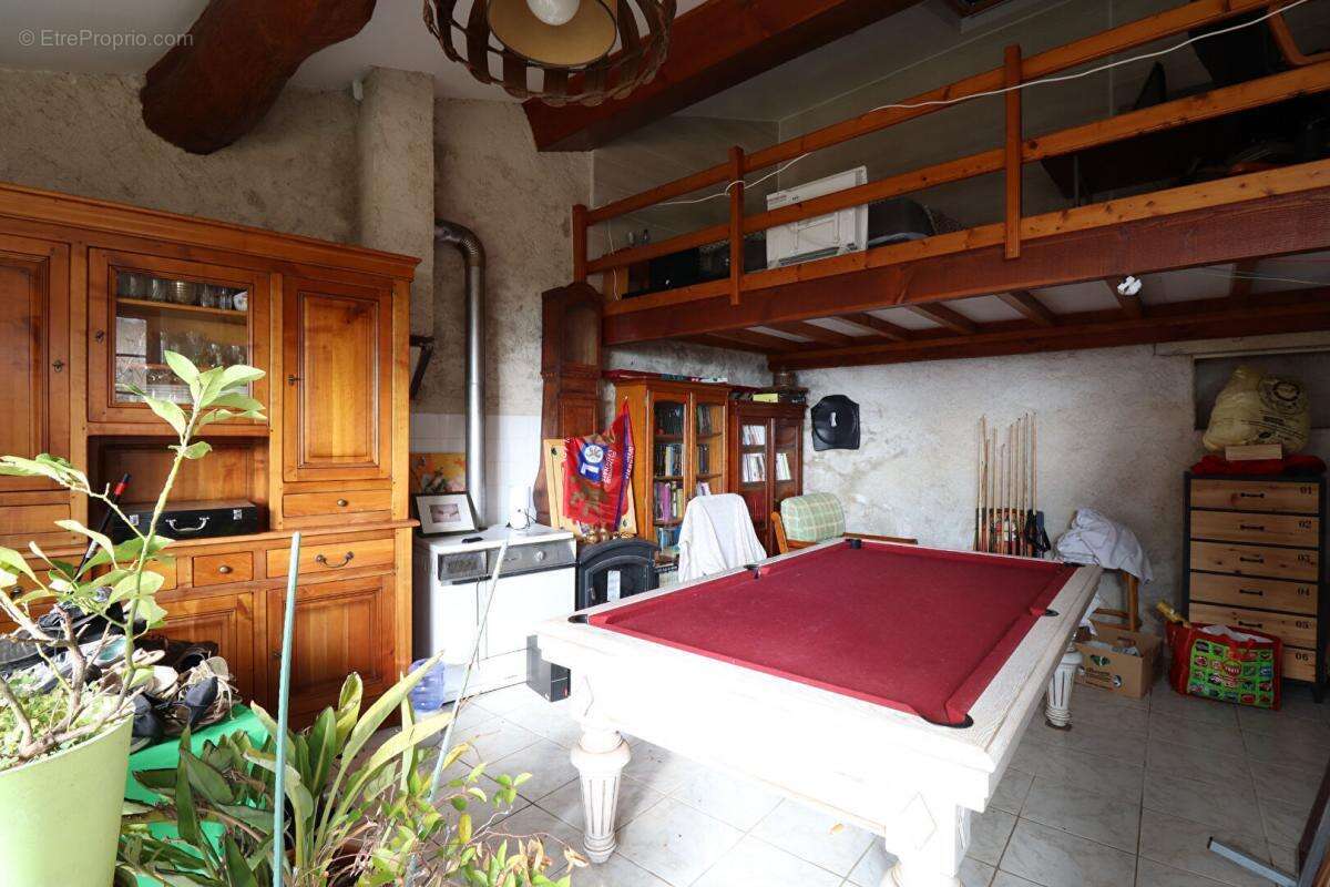 Maison à SAINT-VERAND