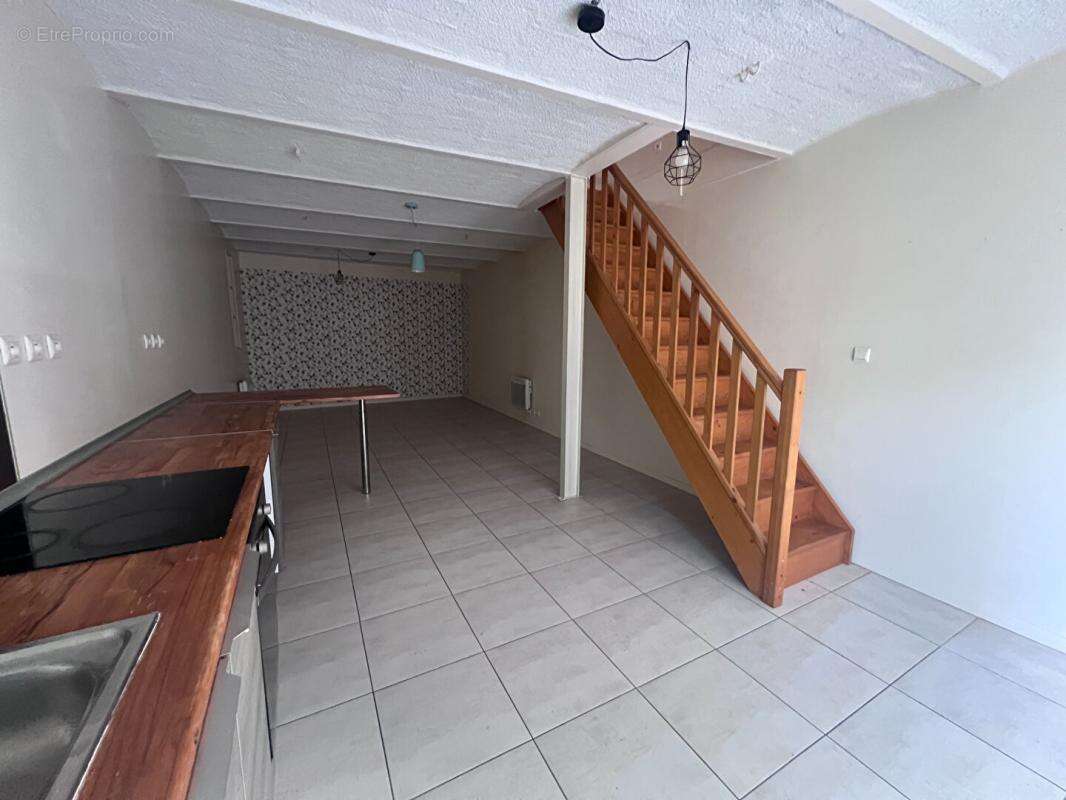 Maison à BARJAC