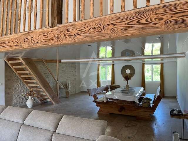 Maison à GOND-PONTOUVRE