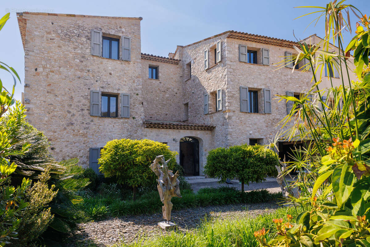 Maison à LA COLLE-SUR-LOUP