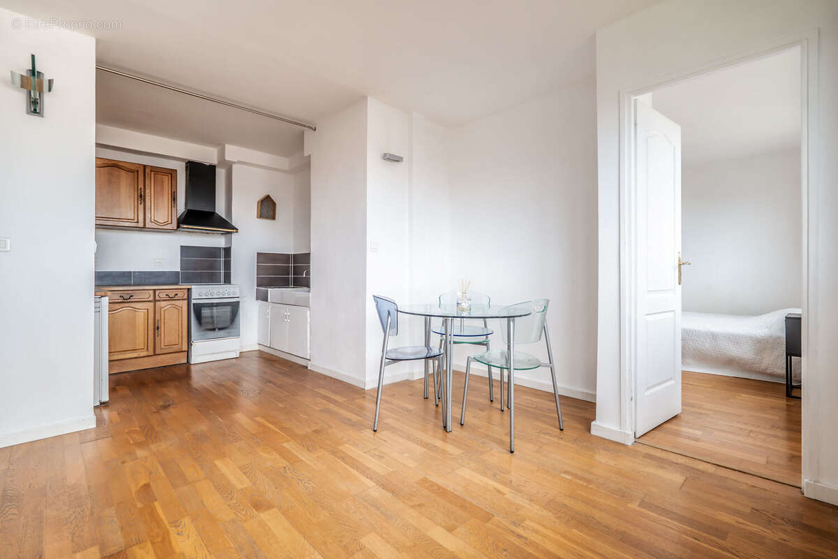 Photo 3 - Appartement à PARIS-14E