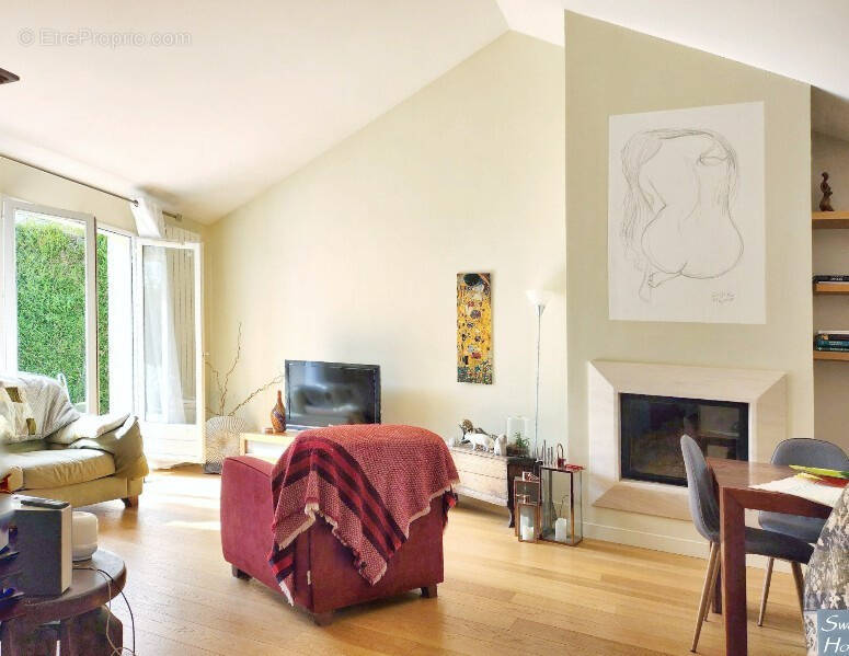 Maison à MAGNY-LES-HAMEAUX