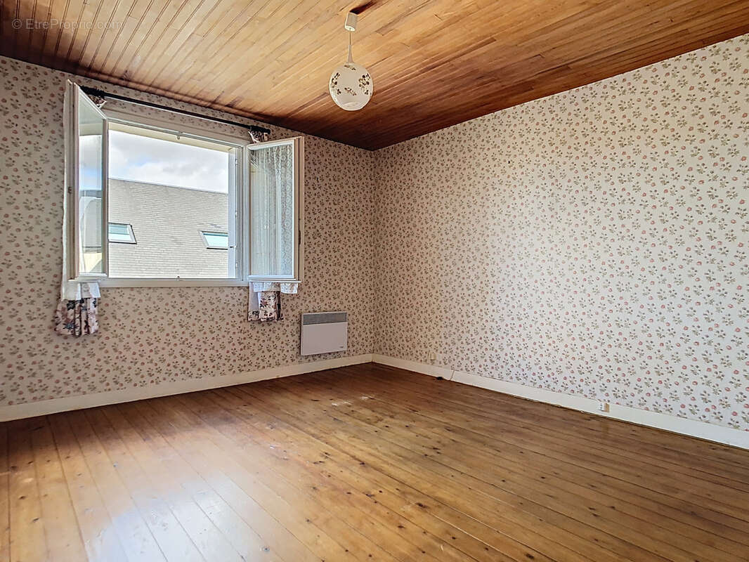 Maison à LA HAYE-DU-PUITS