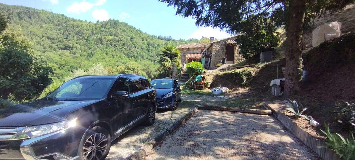 Maison isolée au sommet de 3 ha de bois - photo 18